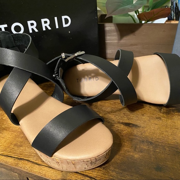 Torrid Sandals New In Box - Picture 4 of 11